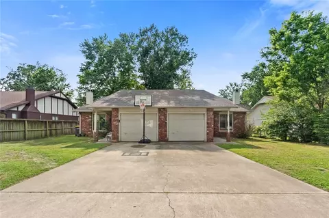 808 810 Turtle Creek Dr, Rogers, AR 72756