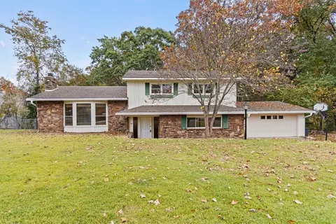 8848 S Park Rd, Rogers, AR 72756