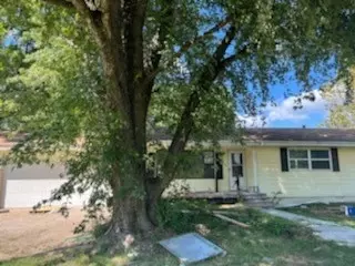 12542 Bullock Rd, Bentonville, AR 72712