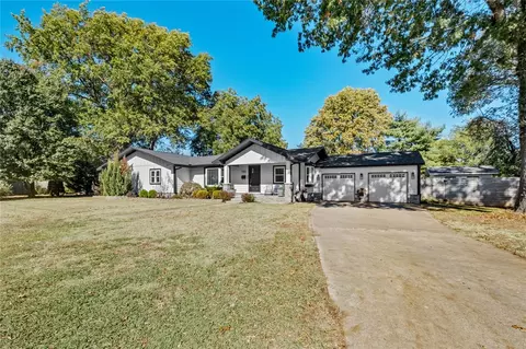 720 NW 6th St, Bentonville, AR 72712