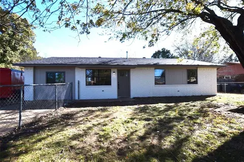 1517 7th St, Stilwell, OK 74960