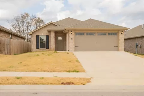 504 NW 62nd Ave, Bentonville, AR 72713