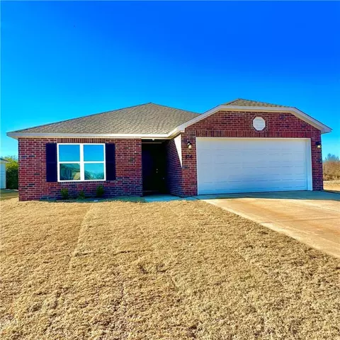 816 S Excelsior Dr, Siloam Springs, AR 72761