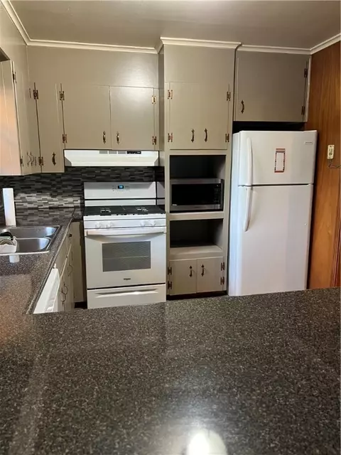 152 E Bolling Ave, Monticello, AR 71655 photo 6