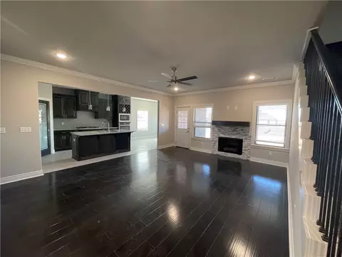 821 Ann Pl, Centerton, AR 72719 photo 3