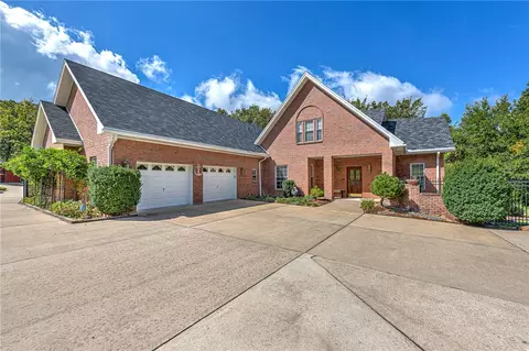 14785 Mountain Dr, Garfield, AR 72732