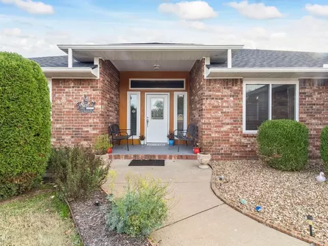 2502 W Seminole Dr, Rogers, AR 72758 photo 3