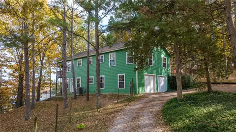 22732 Raymond St, Springdale, AR 72764