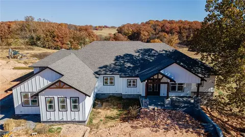 12222 Rutherford Rd, Gentry, AR 72734