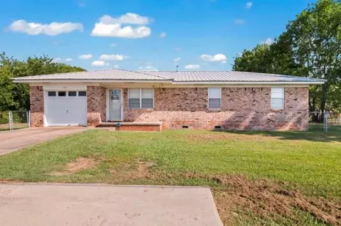 910 W Allen Rd, Tahlequah, OK 74464