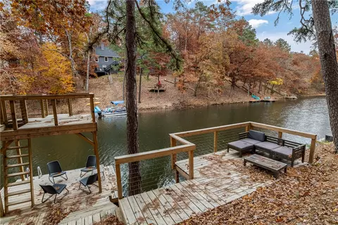 4 Lakeside Dr, Bella Vista, AR 72714