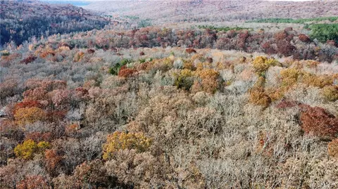 10097 Old Cabin Rd, Winslow, AR 72959