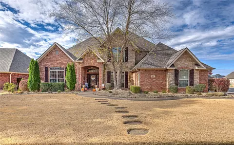 5104 SW Westchester Rd, Bentonville, AR 72712