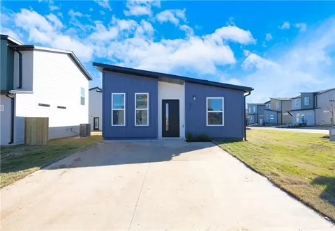 821 Boardwalk Ave, Centerton, AR 72719