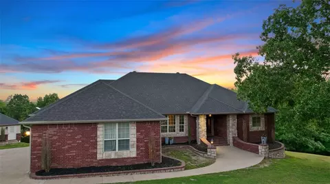 12541 Saddlesprings Rd, Bentonville, AR 72712