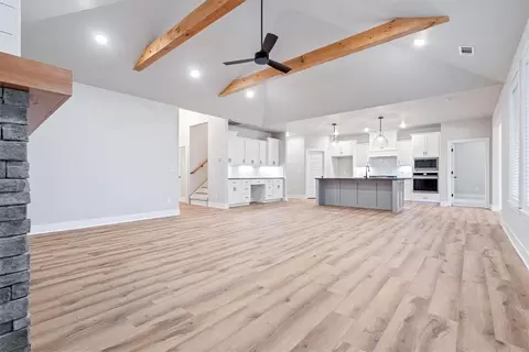 Kitchen - 1271 Red Maple St, Centerton, AR 72719 photo 1 of 4