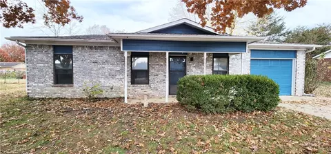 1275 Maple Ln, Elkins, AR 72727