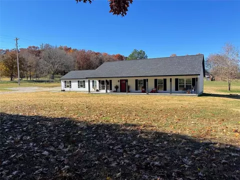 17490 Kinion Lake Rd, Lincoln, AR 72744