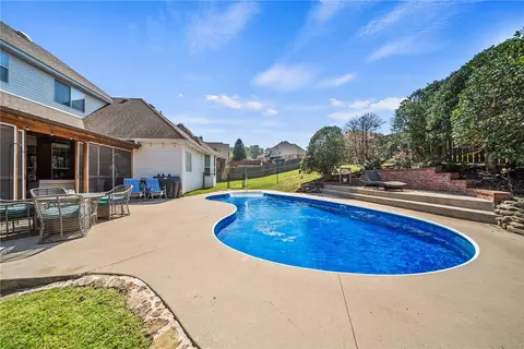 3809 NW Riverbend Rd, Bentonville, AR 72712