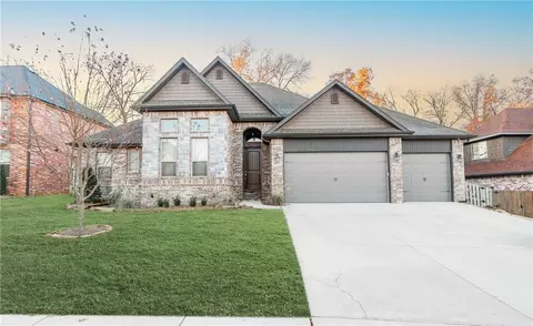 4202 NE Kenton Ave, Bentonville, AR 72712