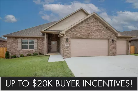 127 W Pitts St, Farmington, AR 72730