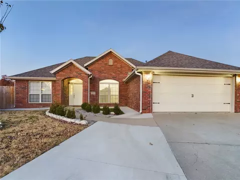 2901 B St, Rogers, AR 72758