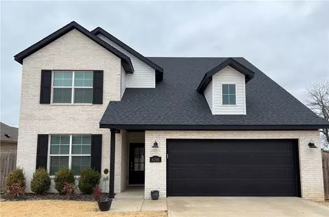 4200 SW Nativestone St, Bentonville, AR 72712