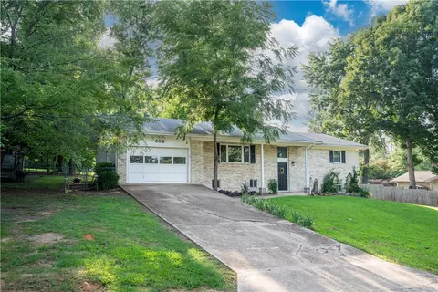 606 Dixie Ct, Mountain Home, AR 72653