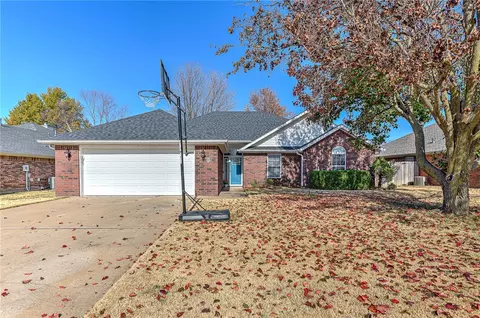 4170 Brighten Ave, Springdale, AR 72762