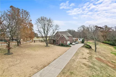 2608 Westminster Ln, Fayetteville, AR 72704