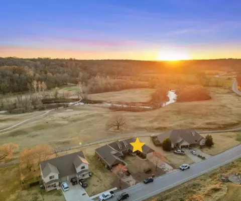 575 Sugar Creek Rd, Pea Ridge, AR 72751