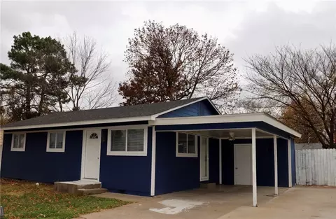 1409 Young St, Springdale, AR 72764
