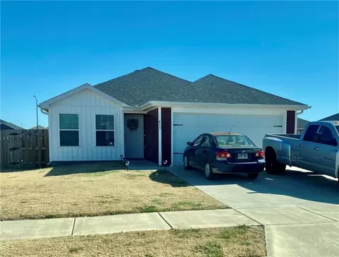 813 S Crow St, Siloam Springs, AR 72761