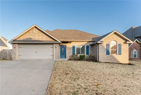 3779 Rock Springs St, Springdale, AR 72762