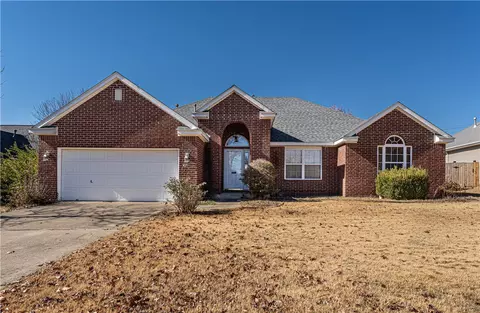 3071 Rutile Dr, Fayetteville, AR 72704