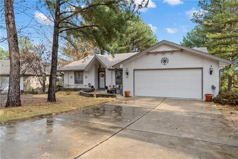 83 Mckenzie Dr, Bella Vista, AR 72715