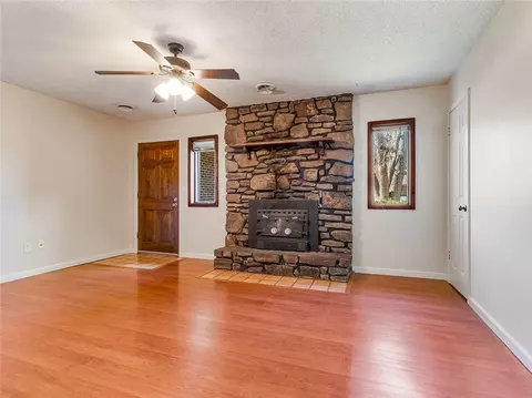 1507 Joye St, Springdale, AR 72762 photo 4