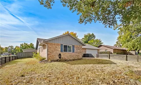 3401 Falcon Rd, Springdale, AR 72762 photo 2