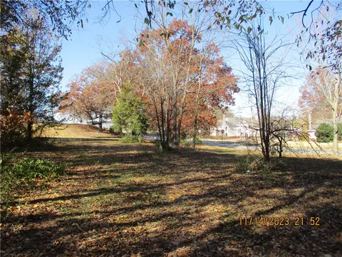 W 28th & Oak Street, Rogers, AR 72756