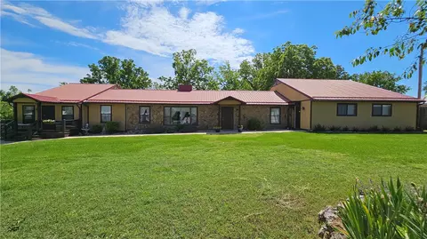 925 Highway 23, Eureka Springs, AR 72632