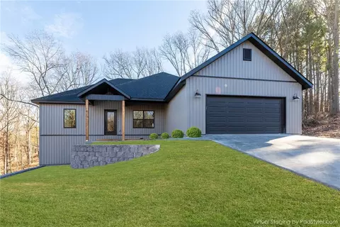 8 Stronsay Ln, Bella Vista, AR 72715