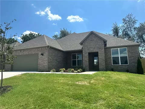2845 S Zinc Ave, Fayetteville, AR 72701