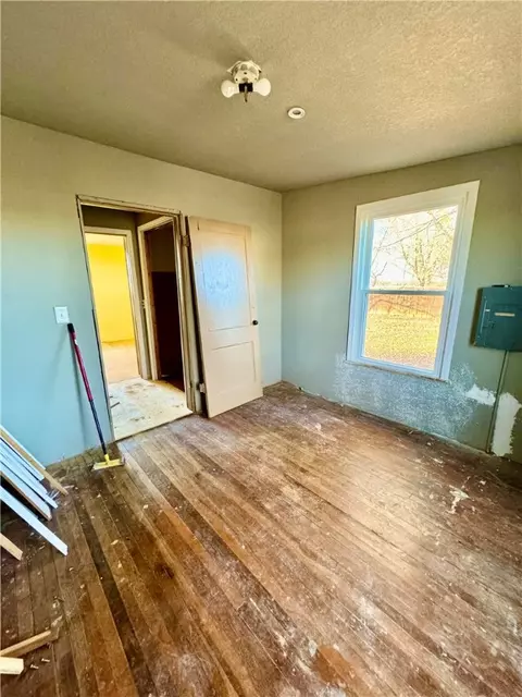 652 Summers Rd, Springdale, AR 72762 photo 9