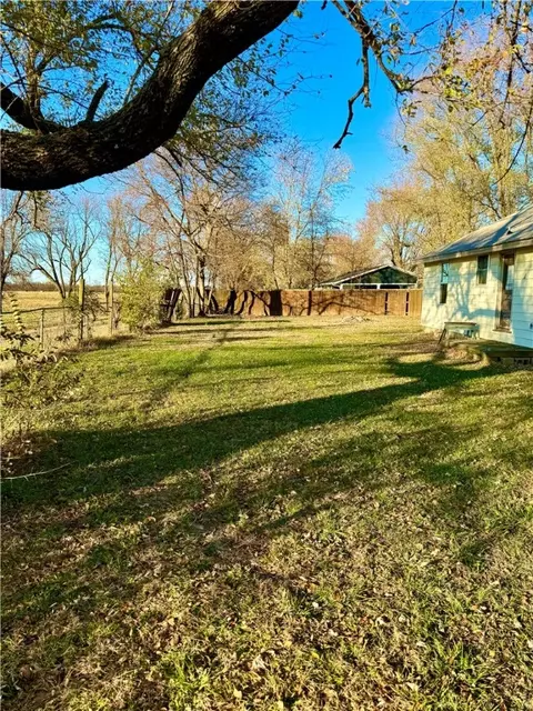 652 Summers Rd, Springdale, AR 72762 photo 4