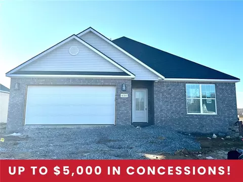 650 Dillon St, Bentonville, AR 72713