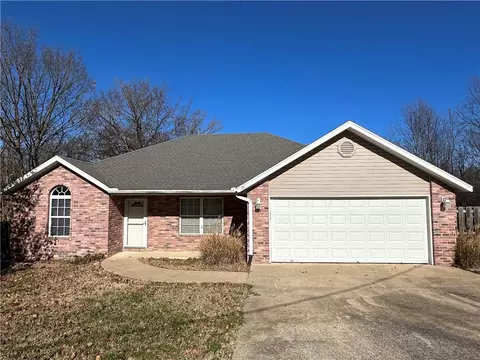 14 Blairgowrie Cir, Bella Vista, AR 72715