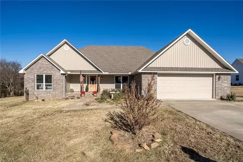 8616 Willow Creek Dr, Van Buren, AR 72956