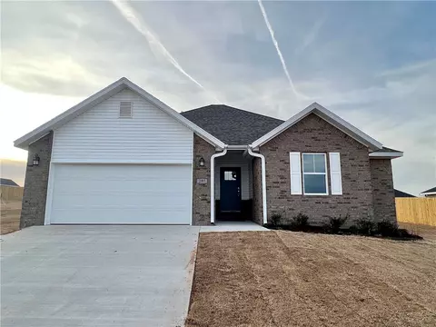 297 Presley Loop, Huntsville, AR 72740