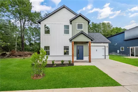401 S 21st St, Rogers, AR 72758