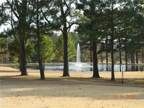2597 E Joyce Blvd, Fayetteville, AR 72703